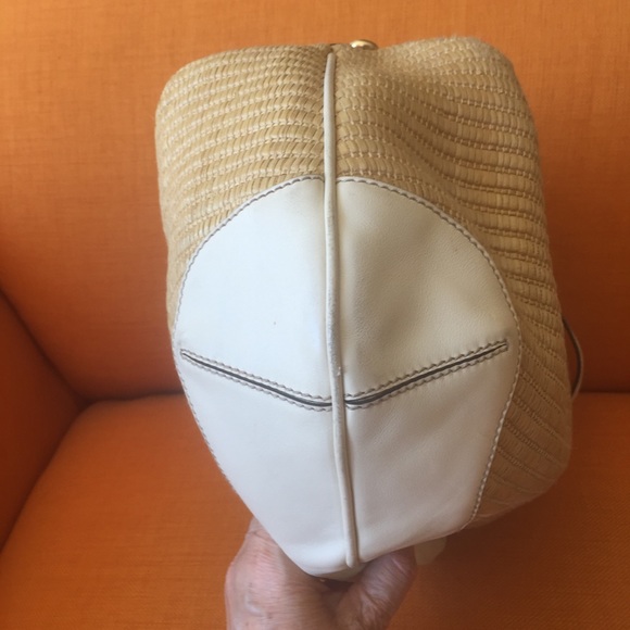 GUCCI ICONIC BAMBOO HANDLE BAG - Picture 8 of 10